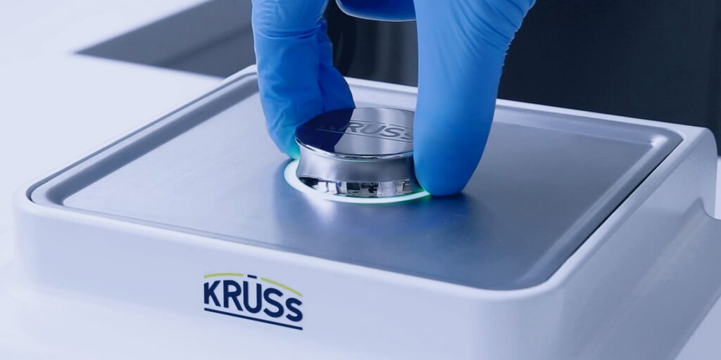Refraktometer-digital-neu-Ausstattung-state-of-the-art-Kruess